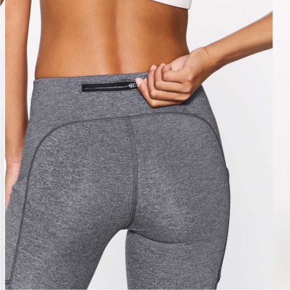 Lululemon Speed Up Tight 28” Heathered Black First Release Size 2 - Picture 3 of 10